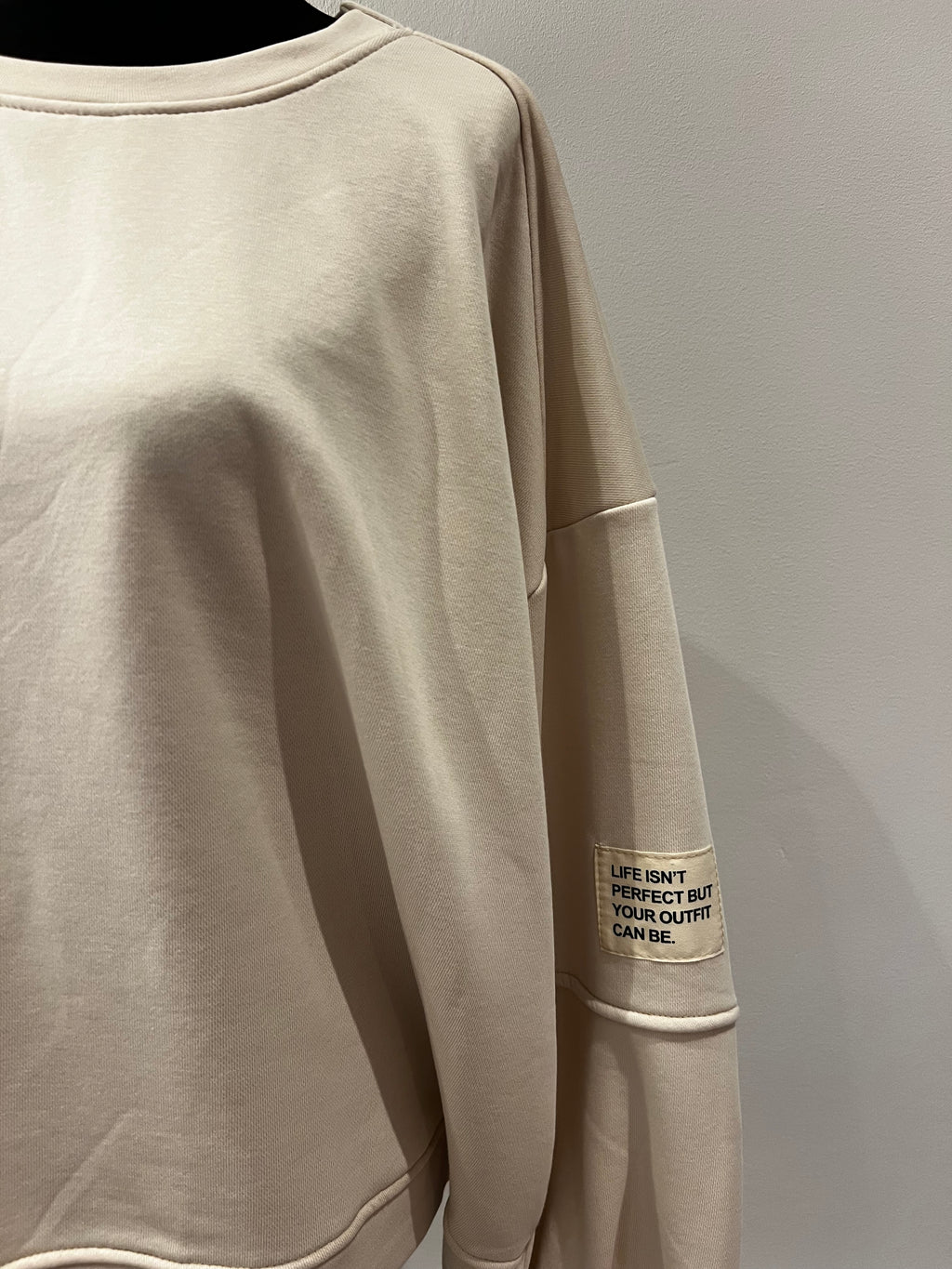 Sweatshirt „Life isn‘t perfect…“